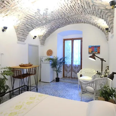 Large Stunning Studio Location Apartamento
